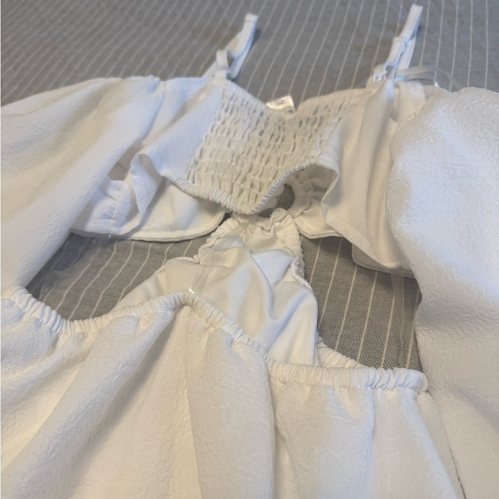 DIVIDED H&M Cutout Mini Dress White Size S EUC - Picture 10 of 13